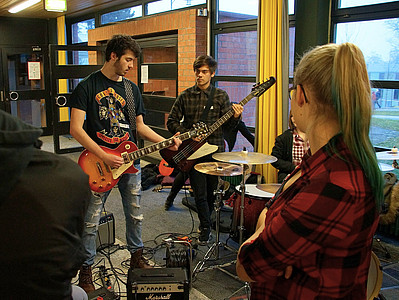 Schulband medbo Pflegeschulen