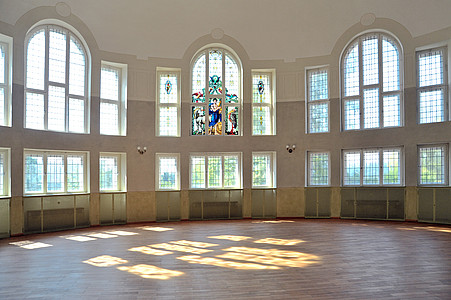 Fenster Kuppelsaal Wöllershof (Frank Hübler | medbo)