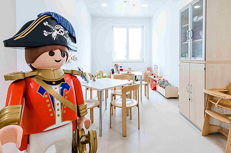 KJPP Amberg Wartebereich Ambulanz (Frank Hübler/medbo)