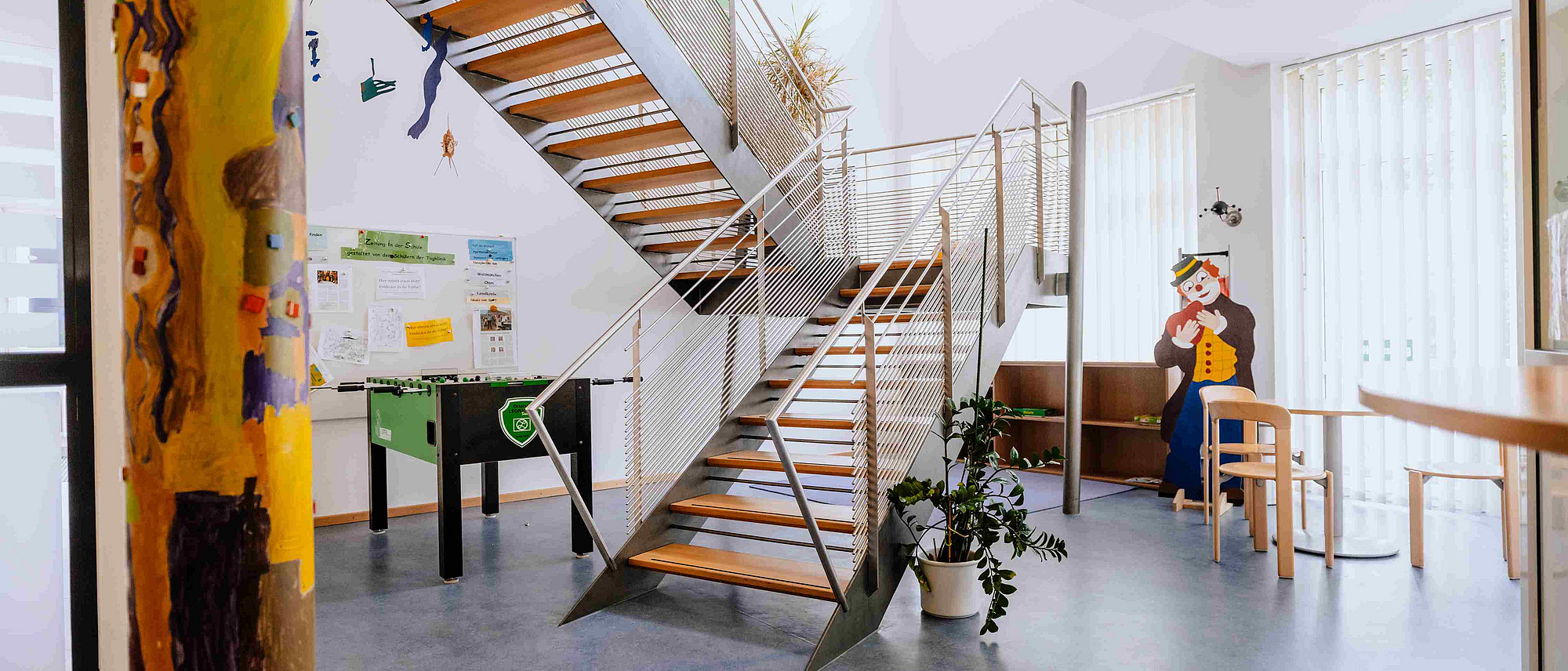 Eingangsbereich Kinder- & Jugendpsychiatrie medbo Cham (Frank Hübler | medbo)