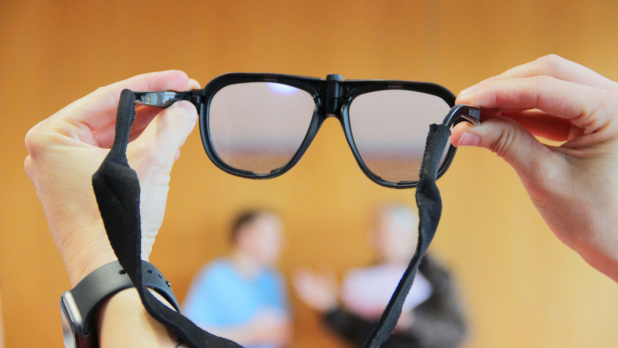 Die Restalkoholbrille sorgte für so manche Lacher.